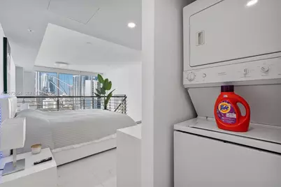 41 SE 5th St #1111, Miami, FL 33131 - Photo 22