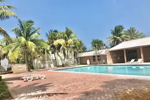 411 Executive Center Dr, West Palm Beach, FL 33401 - Photo 18