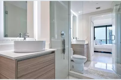 121 NE 34th St #2506A, Miami, FL 33137 - Photo 24