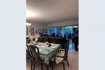 14359 Kendale Lakes Cir, Miami, FL 33183 - Photo 8