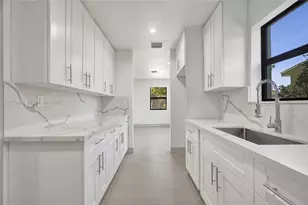 3053 NW 59th St, Miami, FL 33142 - Photo 8