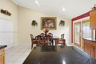 8635 SW 15th St, Pembroke Pines, FL 33025 - Photo 6
