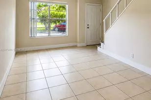 4601 NW 9th Dr, Plantation, FL 33317 - Photo 4