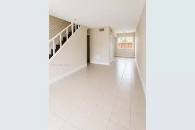 4601 NW 9th Dr #4601, Plantation, FL 33317 - Photo 2