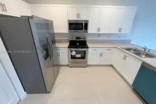 24480 SW 119th Pl, Homestead, FL 33032 - Photo 8