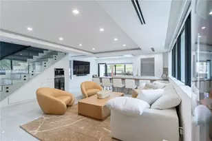5601 N Ocean Dr, Hollywood, FL 33019 - Photo 16