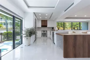 5601 N Ocean Dr, Hollywood, FL 33019 - Photo 4