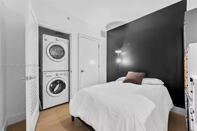 1010 Brickell Ave #1911, Miami, FL 33131 - Photo 14