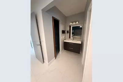13390 SW 257th Ter, Homestead, FL 33032 - Photo 16