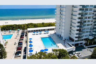 5601 Collins Ave #1009, Miami Beach, FL 33140 - Photo 8