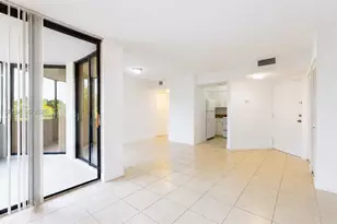 8215 SW 152nd Ave, Miami, FL 33193 - Photo 4
