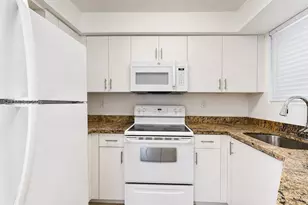 8215 SW 152nd Ave, Miami, FL 33193 - Photo 6