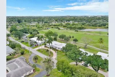 621 E Tropical Way, Plantation, FL 33317 - Photo 40