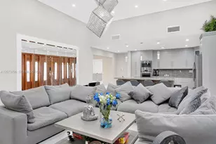 621 E Tropical Way, Plantation, FL 33317 - Photo 12