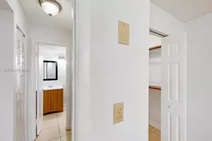14201 N Kendall Dr, Miami, FL 33186 - Photo 10