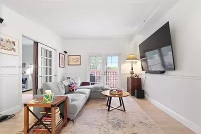 323 Navarre Ave #301, Coral Gables, FL 33134 - Photo 8