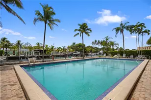 2350 NE 135th St, North Miami, FL 33181 - Photo 38