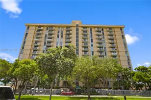 2350 NE 135th St, North Miami, FL 33181 - Photo 40
