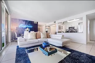 1200 Brickell Bay Dr, Miami, FL 33131 - Photo 4