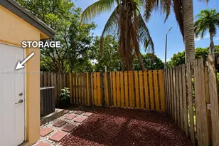 142 SE 28th Ter, Homestead, FL 33033 - Photo 4