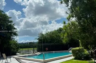 9682 Fontainebleau Blvd, Miami, FL 33172 - Photo 4