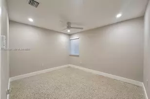 10302 NW 35th Ct, Miami, FL 33147 - Photo 12