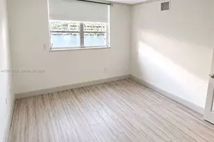 4000 NE 170th St, North Miami Beach, FL 33160 - Photo 18