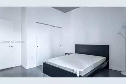 151 SE 1st St #811, Miami, FL 33131 - Photo 8