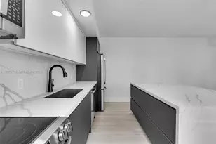601 NE 23rd St, Miami, FL 33137 - Photo 14