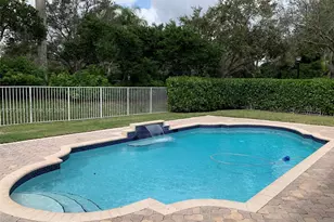 4407 Laurel Ridge Cir, Weston, FL 33331 - Photo 8
