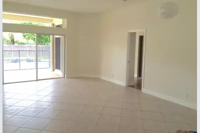 4407 Laurel Ridge Cir #1, Weston, FL 33331 - Photo 6