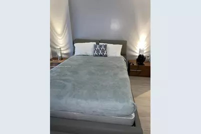 55 SW 9th St #2307, Miami, FL 33130 - Photo 10