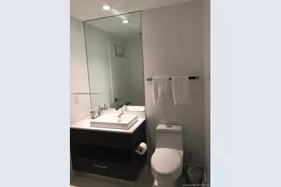 55 SW 9th St #2307, Miami, FL 33130 - Photo 8