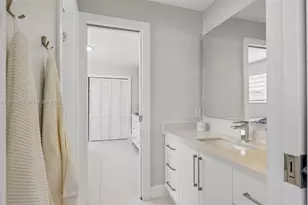 305 SW 134th Ct, Miami, FL 33184 - Photo 46