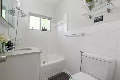 18820 NW 7th Ave, Miami Gardens, FL 33169 - Photo 18