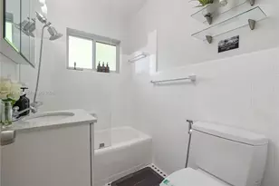 18820 NW 7th Ave, Miami Gardens, FL 33169 - Photo 18