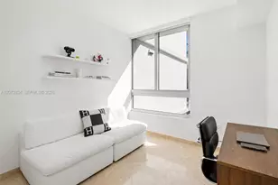350 S Miami Ave, Miami, FL 33130 - Photo 22