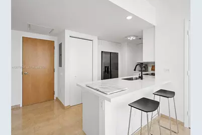 350 S Miami Ave #2304, Miami, FL 33130 - Photo 24