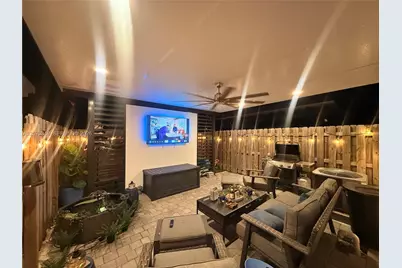 18062 SW 147th Ct, Miami, FL 33187 - Photo 2