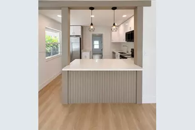 825 S 28th Ave, Hollywood, FL 33020 - Photo 2