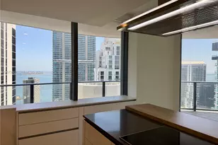 1000 Brickell Plaza, Miami, FL 33131 - Photo 2