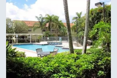 18328 NW 68th Ave #O, Hialeah, FL 33015 - Photo 22