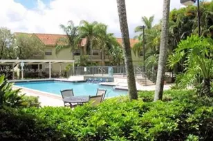 18328 NW 68th Ave, Hialeah, FL 33015 - Photo 22
