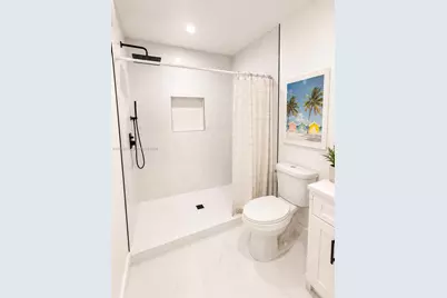 1800 NE 154th St, North Miami Beach, FL 33162 - Photo 26