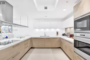 [Address not provided], North Miami Beach, FL 33160 - Photo 14