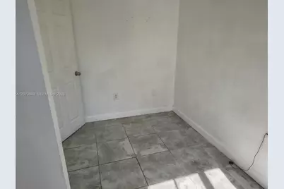 230 NW 64th St #2, Miami, FL 33150 - Photo 10