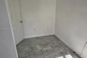 230 NW 64th St, Miami, FL 33150 - Photo 10