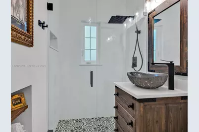 285 NE 103rd St, Miami Shores, FL 33138 - Photo 44
