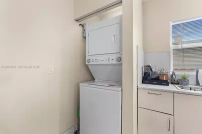 3073 NW 59th St, Miami, FL 33142 - Photo 6