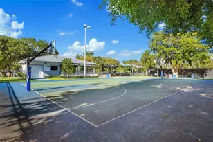 265 Fairway Dr, Miami Beach, FL 33141 - Photo 34
